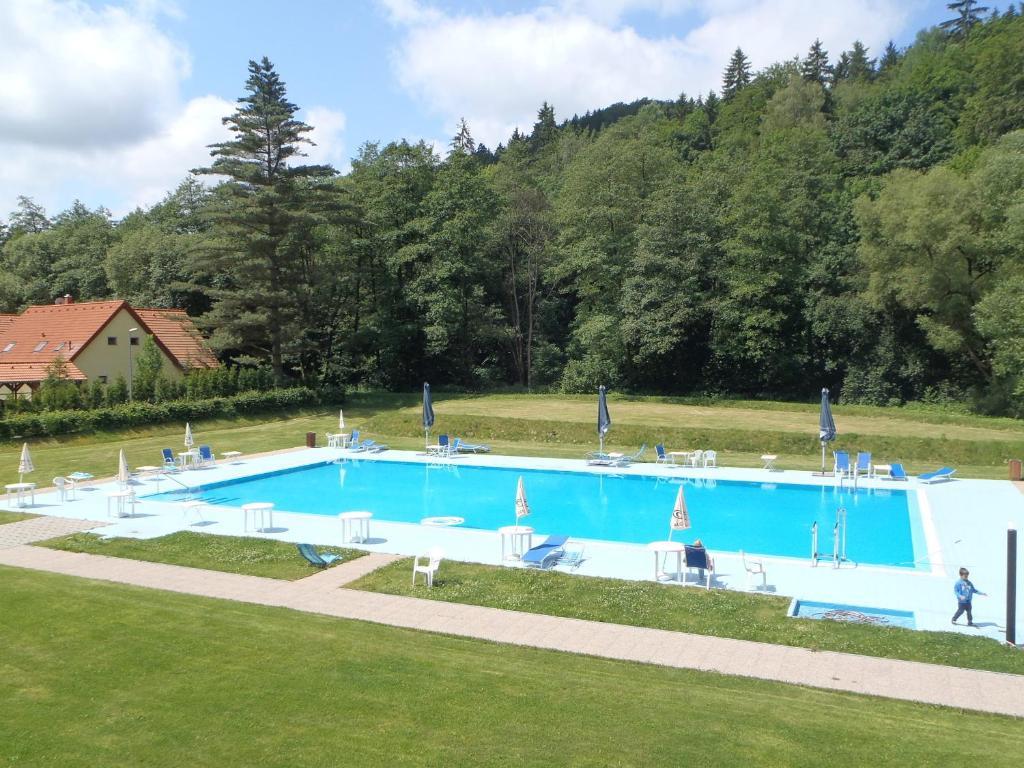 Hotel Bazant Karlovy Vary Exterior foto